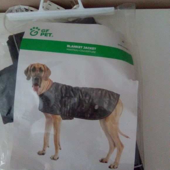 4/$100 GF Pet Blanket Jacket for Dogs size MEDIUM 🐶 - Picture 1 of 4
